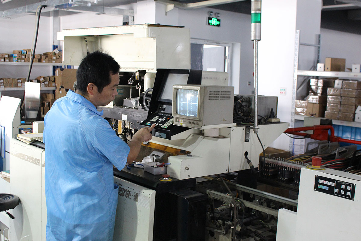 生產(chǎn)車間8